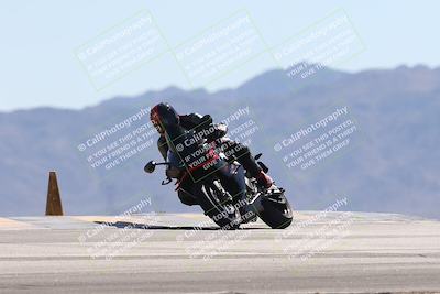 media/Oct-13-2025-Moto Forza (Mon) [[a66d839500]]/3-B Group/Session 4 (Turn 9)/